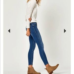 Mavi Jeans Adriana Mid Rise Super Skinny Jeans SIZE 28/32